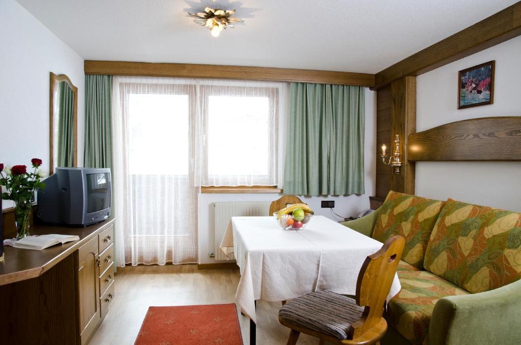 גלטור Berghotel Rasis חדר תמונה